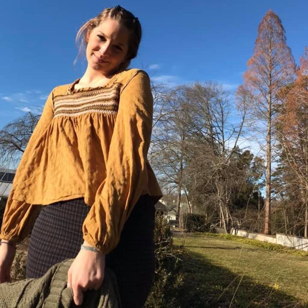 Meet your Posher, Emily